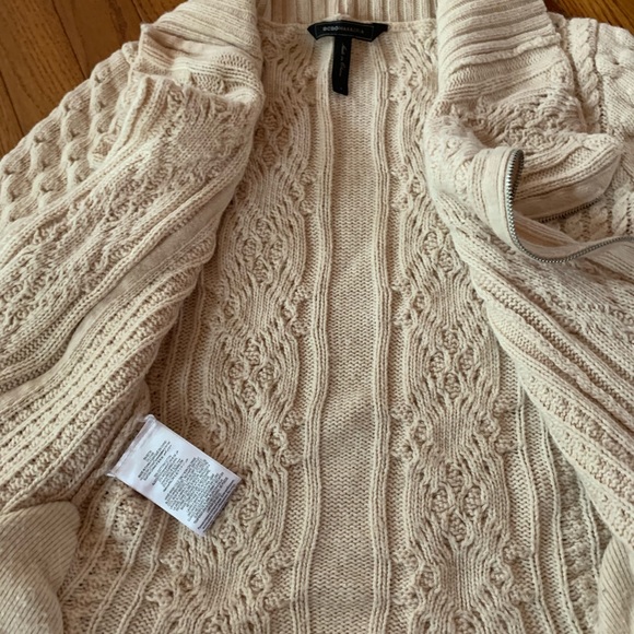 Beautiful warm sweater - Picture 8 of 14